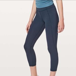 Lululemon Time To Sweat Crop *23"
True Navy (First Release)